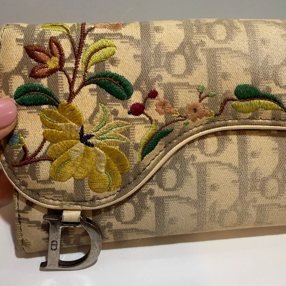 Christian Dior Trotteur Saddle Floral Embroidered Wallet